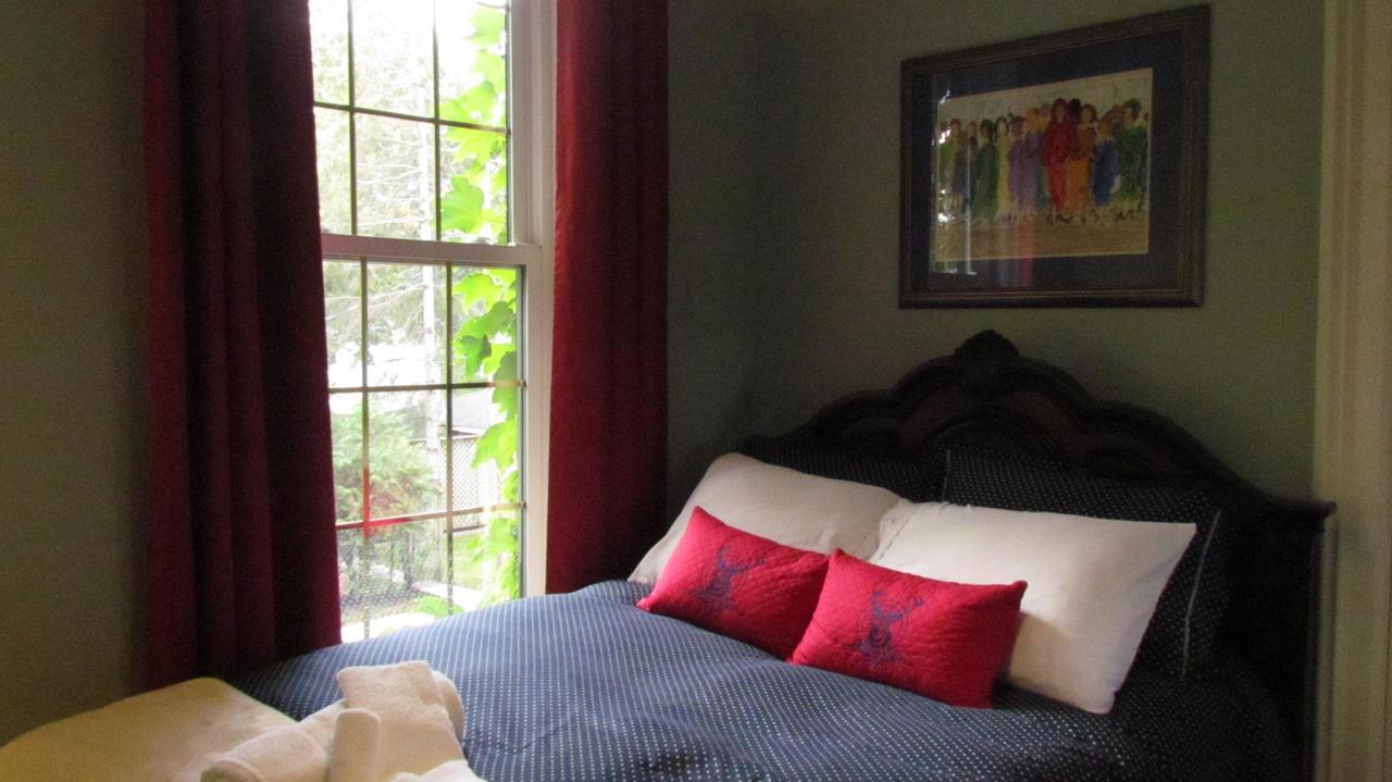 بروكفيل 1000 Islands B&B "Boutique Hotel Experience" المظهر الخارجي الصورة